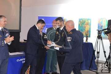 Condecoraciones para tres agentes de la Policía Local de Telde (Foto Antonio Alí y Francisco Javier Santana)